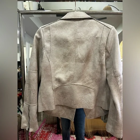 Stylish Cream Leather Bomber Jacket - Picture 10 of 16